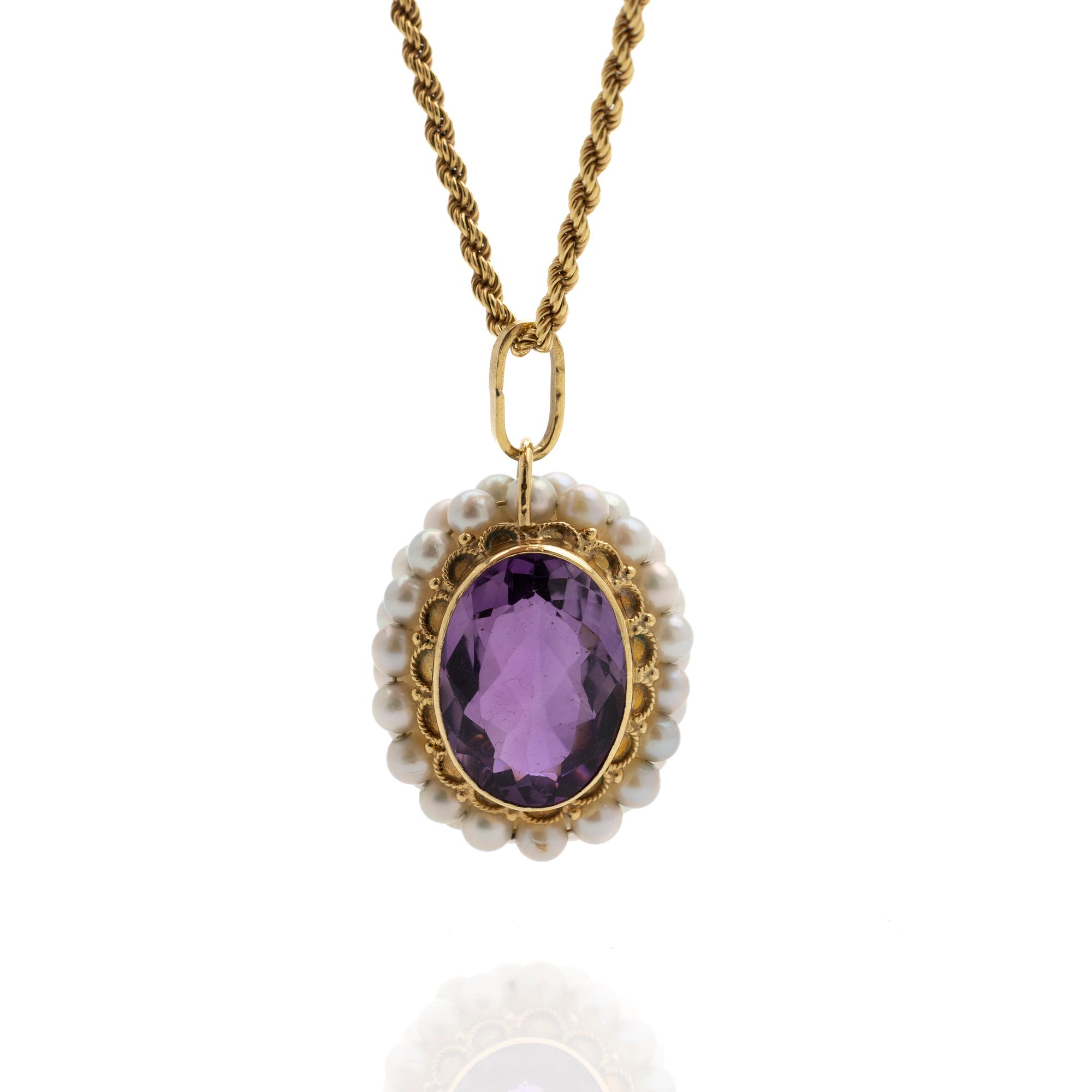 Collier, 18k, hänge med ametist och pärlor, Italien.