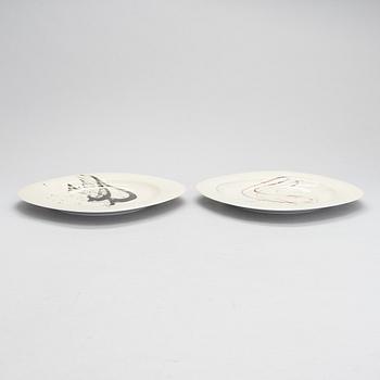 Timo Sarpaneva, fat, 2 st, porslin, "Suomi Jubileumsedition" Rosenthal, Studio-line 2001.