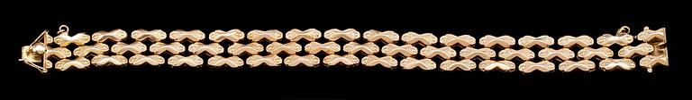 ARMBAND, 18k guld. 1900-talets andra hälft. Vikt 20,7g.