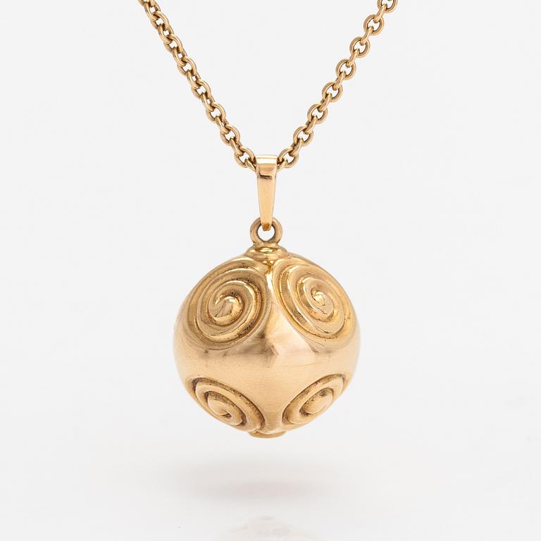 An 18K gold necklace "Halikko treasure". Kalevala Koru, Helsinki 1993.