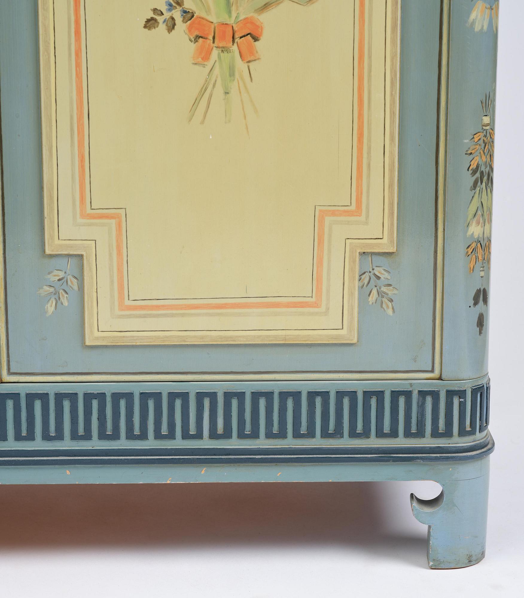 Carl Malmsten, a Swedish Grace showcase cabinet, cabinetmaker Albin Johansson, Stockholm, for Villa Kvikkjokk, 1927.