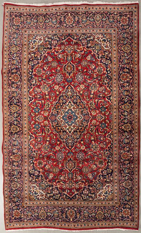 Najafabad carpet, old/semi-antique, approx. 310x206 cm.
