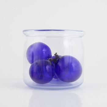 Anders Wingård, glass sculpture, blue spheres in a glass bowl.