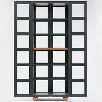 Johanna Lagercrantz, skåp, "Parad", ed. 43/55, Lammhults, efter 1990.