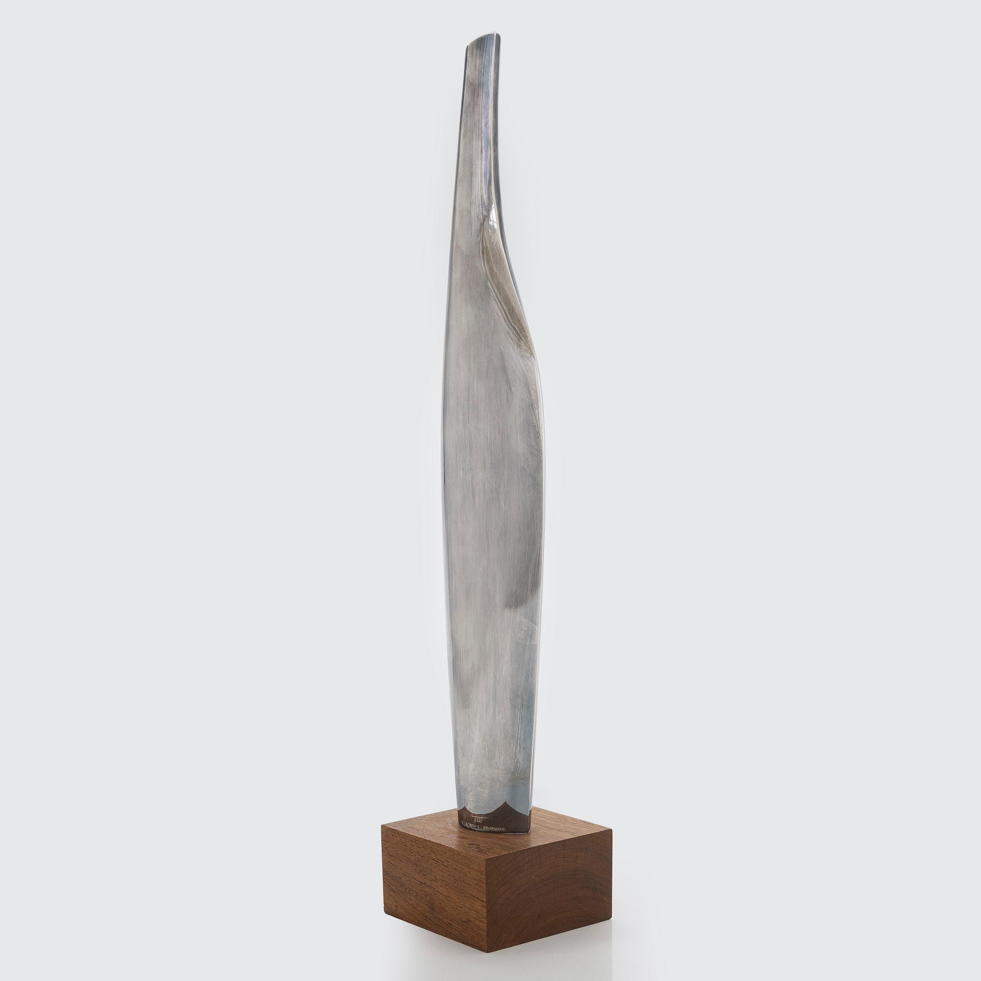 Tapio Wirkkala, a silver and rosewood vase, Kultakeskus, Hämeenlinna 1967.