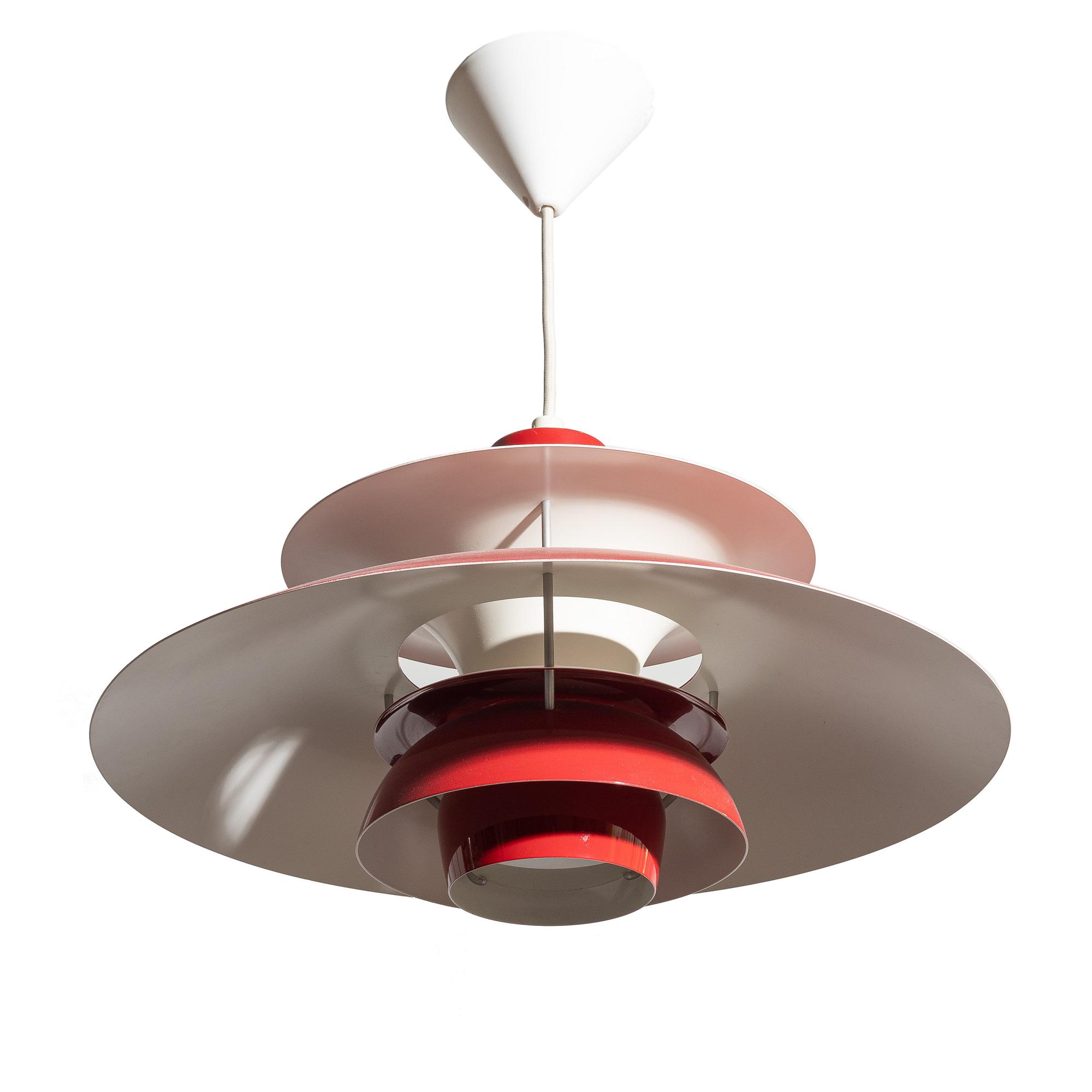Poul Henningsen, Taklampa, "PH5", Louis Poulsen, Danmark.