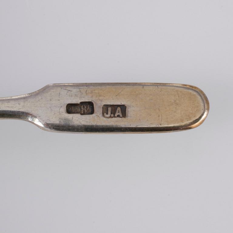 PARTI SALTKAR, 2 + 3, silver, Ryssland samt Tjeckoslovakien. 1900-talets första hälft.