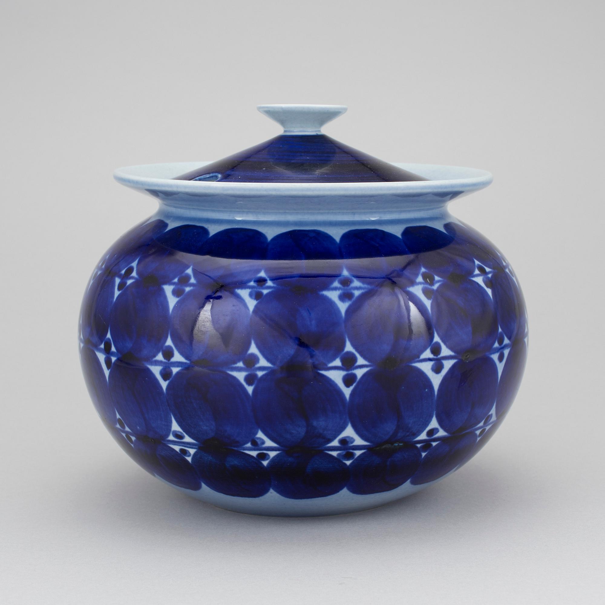 LISA LARSON, terrin med lock, flintgods, 