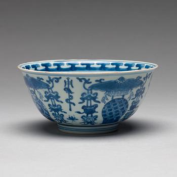 SKÅL, porslin. Qingdynastin, Kangxi (1662-1722).