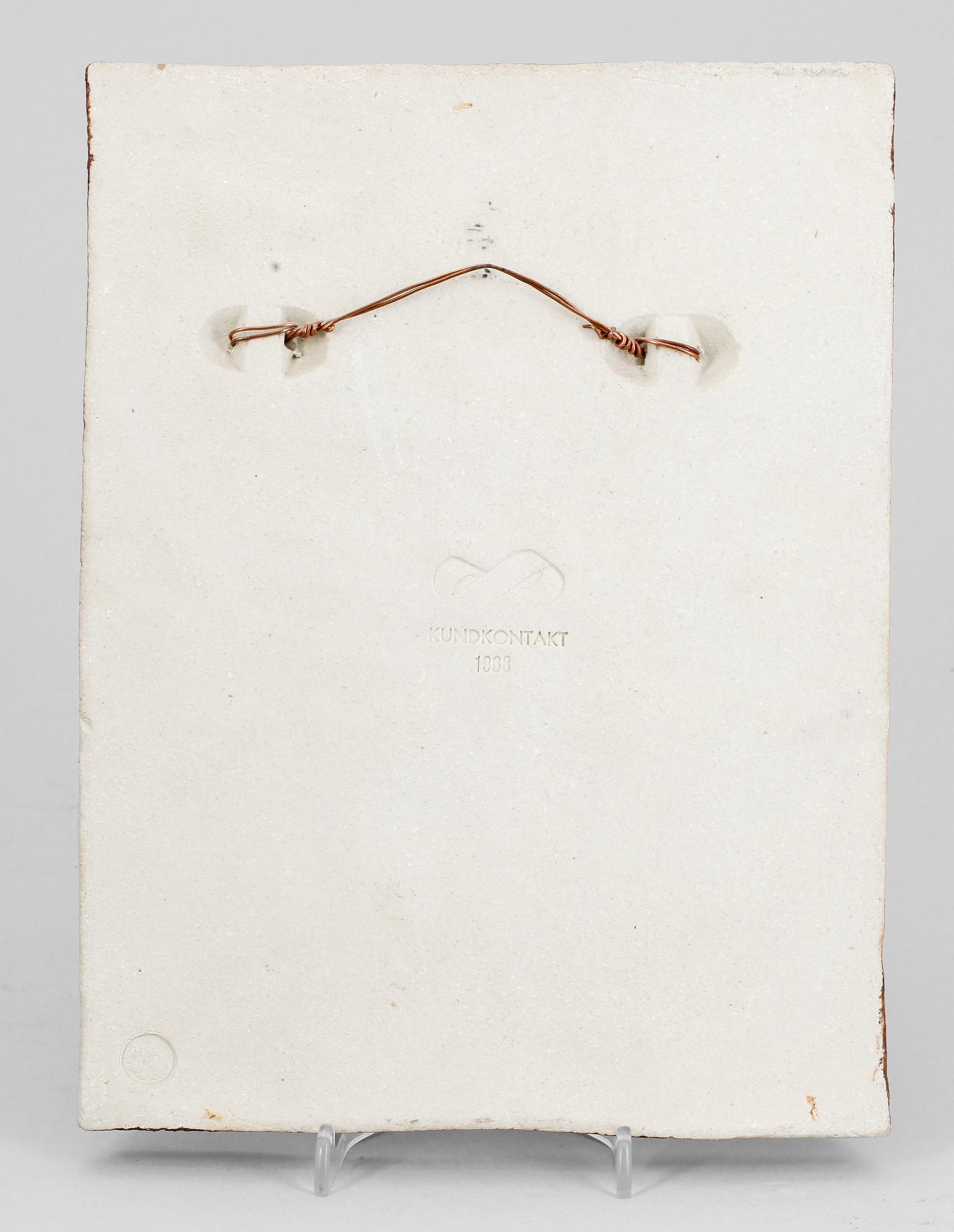 VÄGGPLAKETT, stengods, Stig Lindberg, Gustavsberg. Sign.