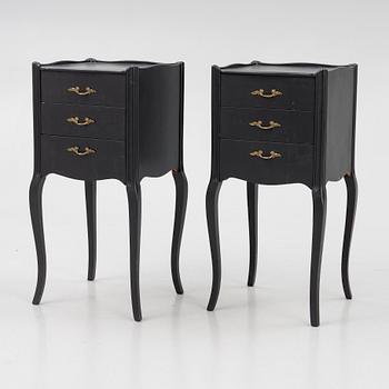 A pair of rococo-stylde bedside tables, mid/second half of the 20th century.