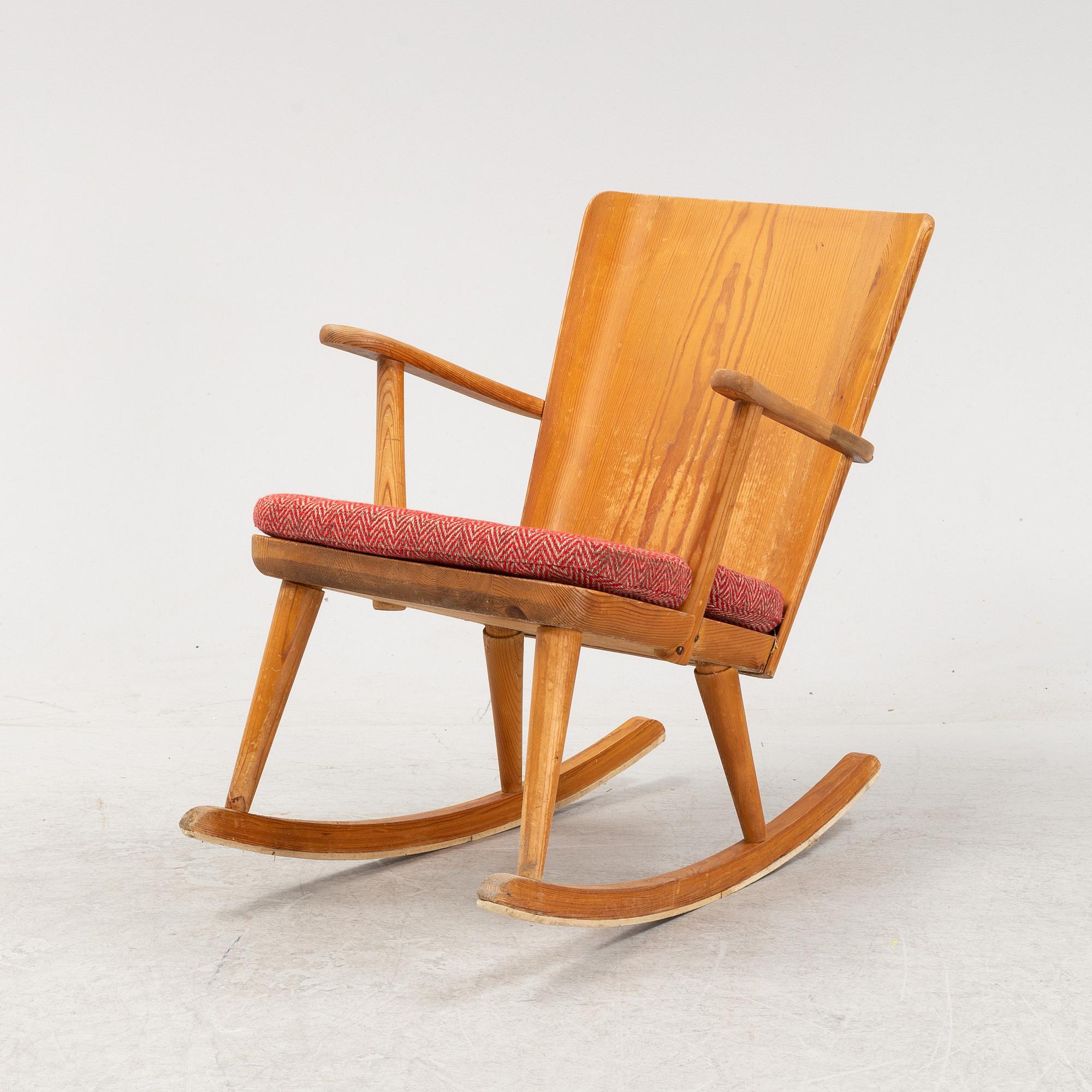 Göran Malmvall, a pine rocking chair, Svensk Fur, mid 20th Century.