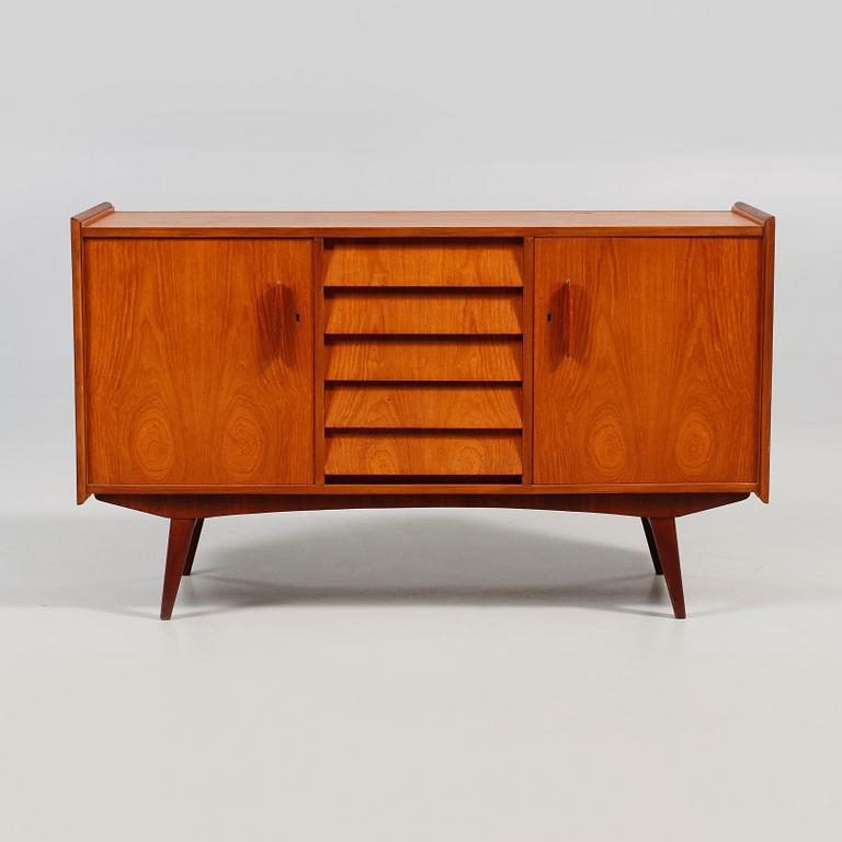 SIDEBOARD, 1900-talets andra hälft.