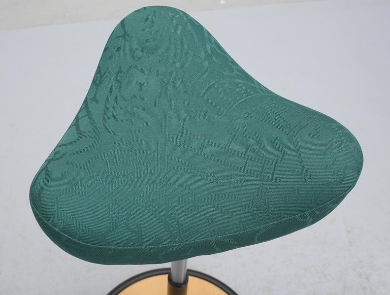 ARBETSSTOL, "Move", Per Øie, Stokke, 1900-talets andra hälft.