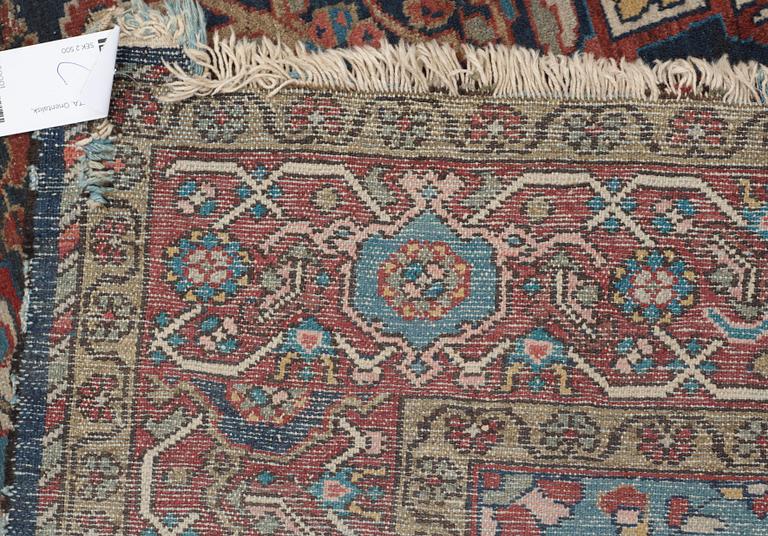 MATTA, antik, orientalisk, ca 136 x 196.