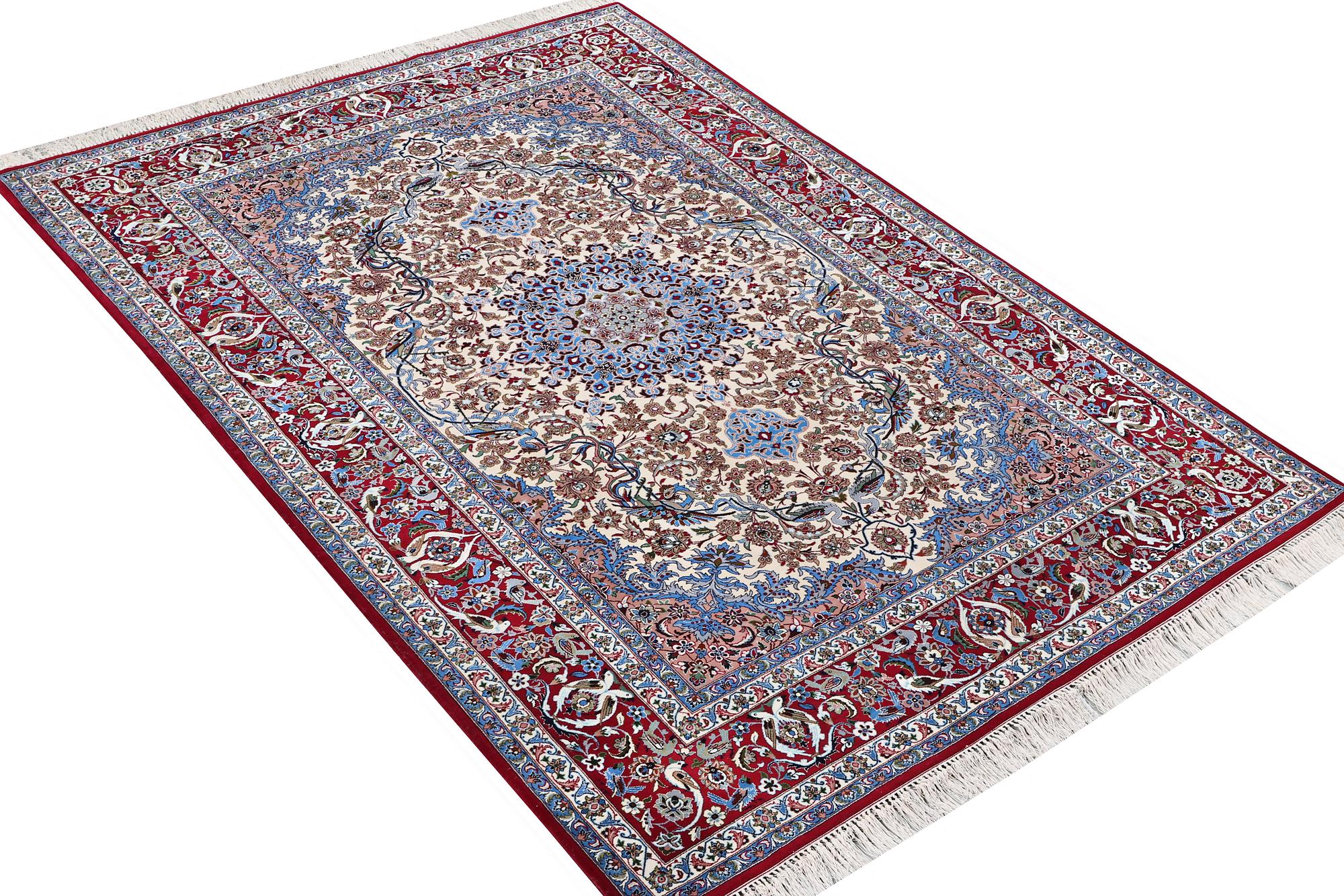 An Isfahan rug, a. 243 x 158 cm.