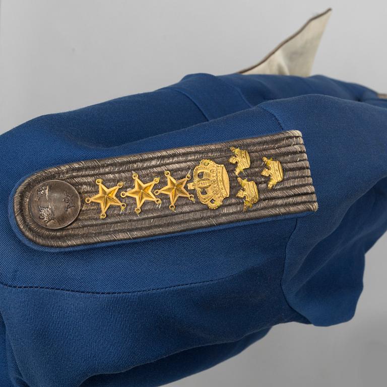 UNIFORM, svensk, m/1895 för officer vid Livgardet till häst.