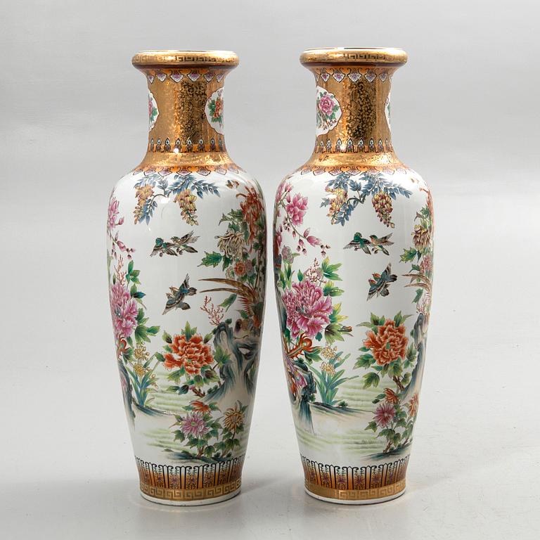 Floor vases, 1 pair, China, 19th/20th century.