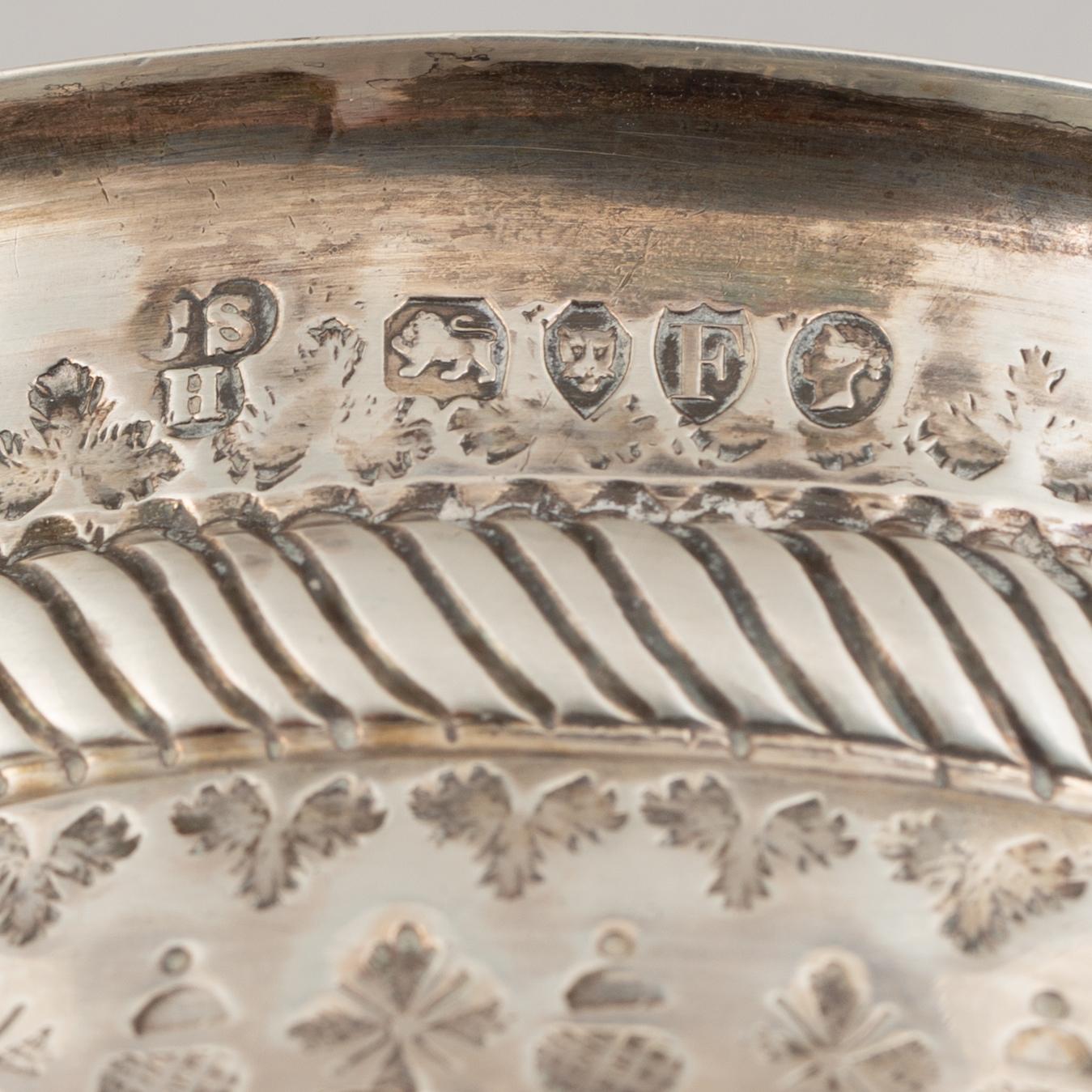 Bowl and cream jug, silver, London, England 18-19th Century.