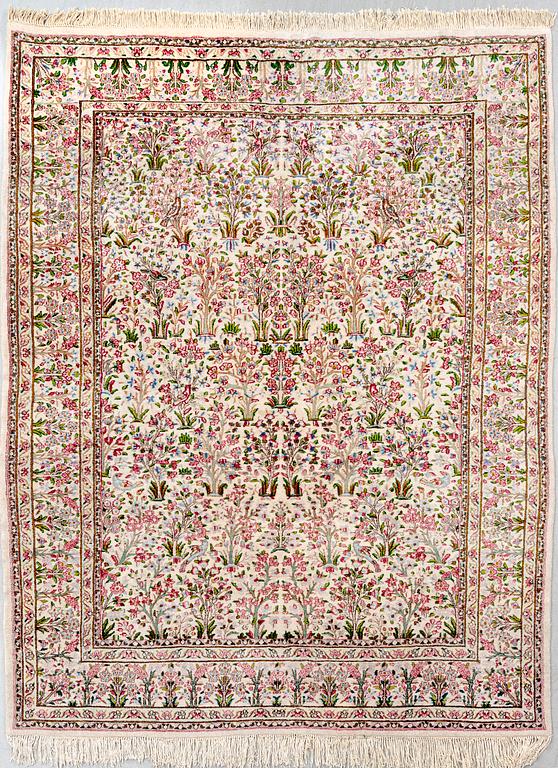 Matta old/semiantik Kirman ca 282x213 cm.