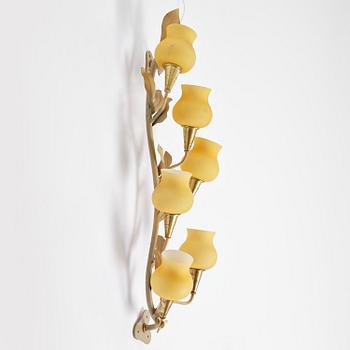 Scandinavian Modern, an imposing wall lamp, 1940s.