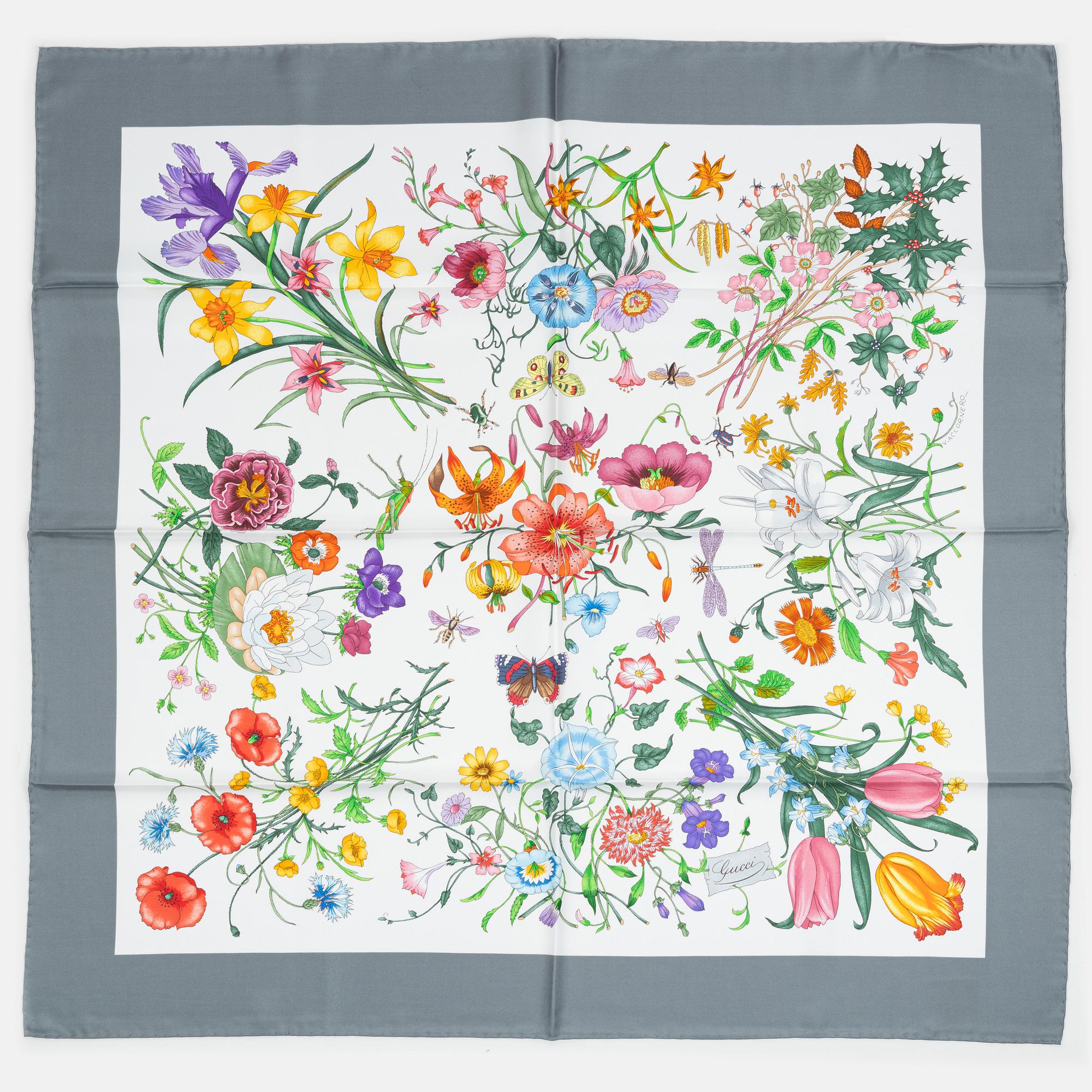 Gucci silk scarf floral store