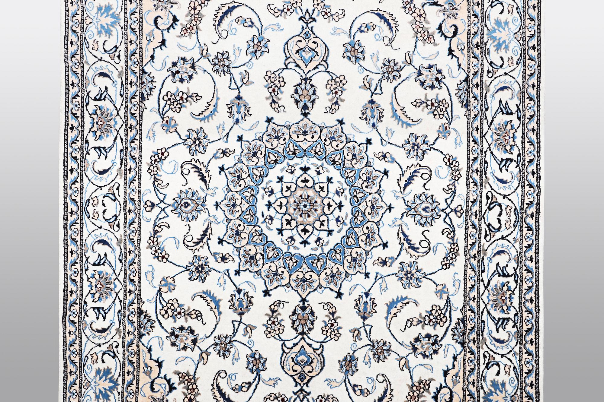 Matto, Nain, part silk, 9 LAA, ca 318 x 196.