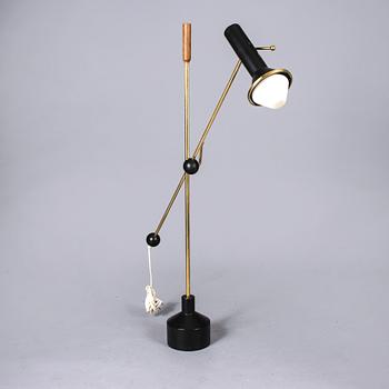 GOLVLAMPA, K10-47. Tapio Wirkkala. Tillverkare Idman Ab, 1960-tal.