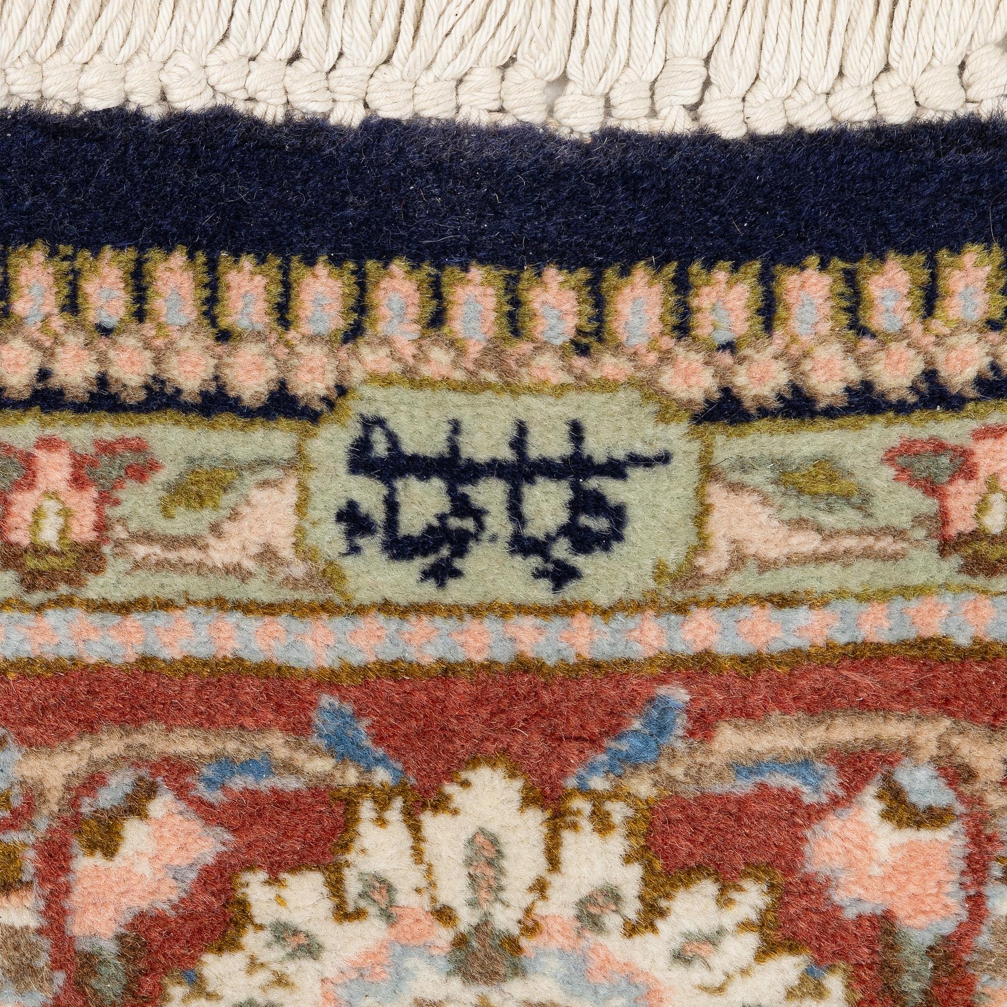 Carpet, Persia, approx. 290 x 195 cm.