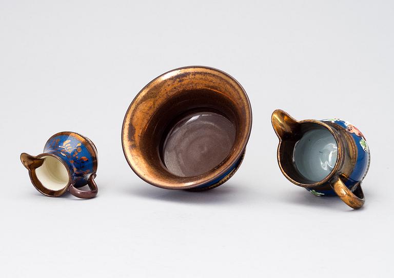 THREE PIECES OF LUSTERWARE, England, middle of the 19th century.