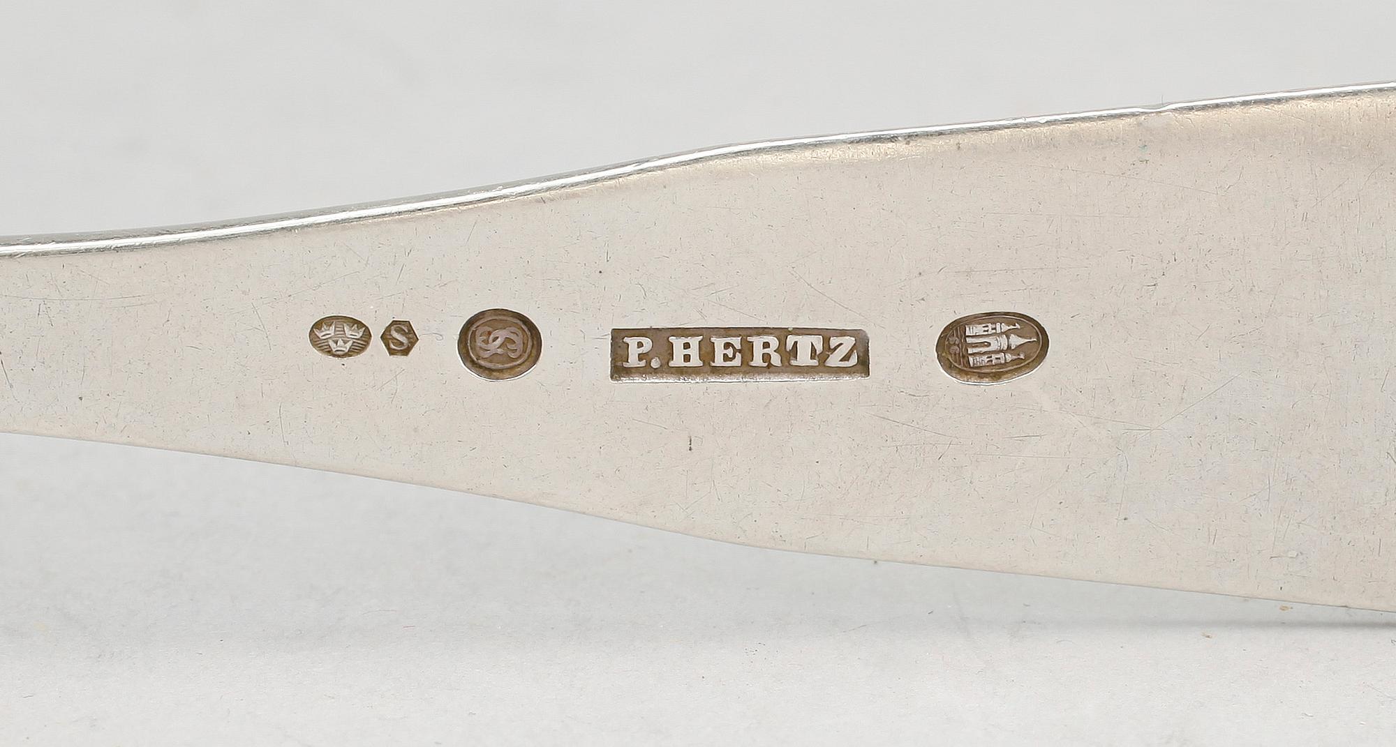 BESTICK, 47 st, silver, bl.a. CG Hallberg, Stockholm, 1930, vikt utan knivar ca 1036 gram.