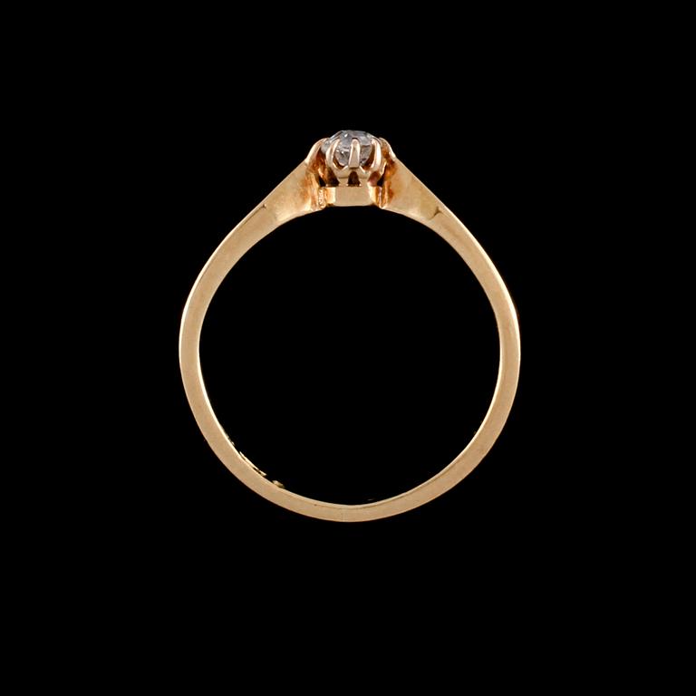 RING, 18k guld med äldre briljantslipad diamant, Hudiksvalls Guldsmedsaffär, Hudiksvall. Vikt 2 g.