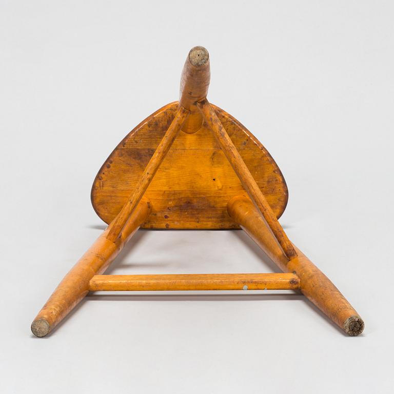 Ilmari Tapiovaara, jakkara, "Elli" Keravan Puuteollisuus 1940-luvun loppu.