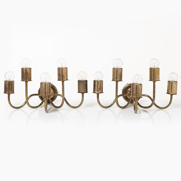 Josef Frank, Vägglampor, ett par, modell B2572 för Firma Svenskt Tenn.