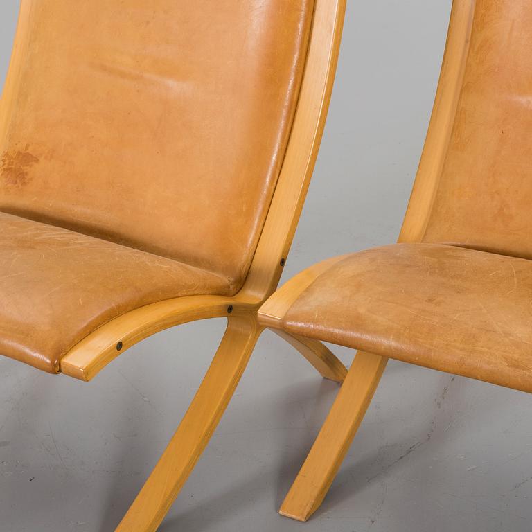 PETER HVIDT & ORLA MØLGAARD NIELSEN, a pair of X-chair.