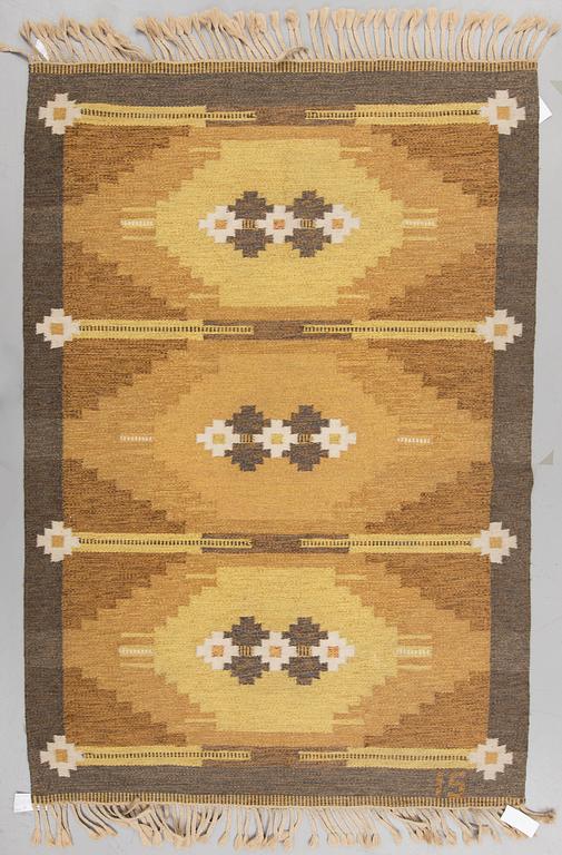 MATTA, rölakan, monogramsignerad IS (Ingegerd Silow). Alestalon Mattokutomo, Finland. Ca 200 x 138 cm.