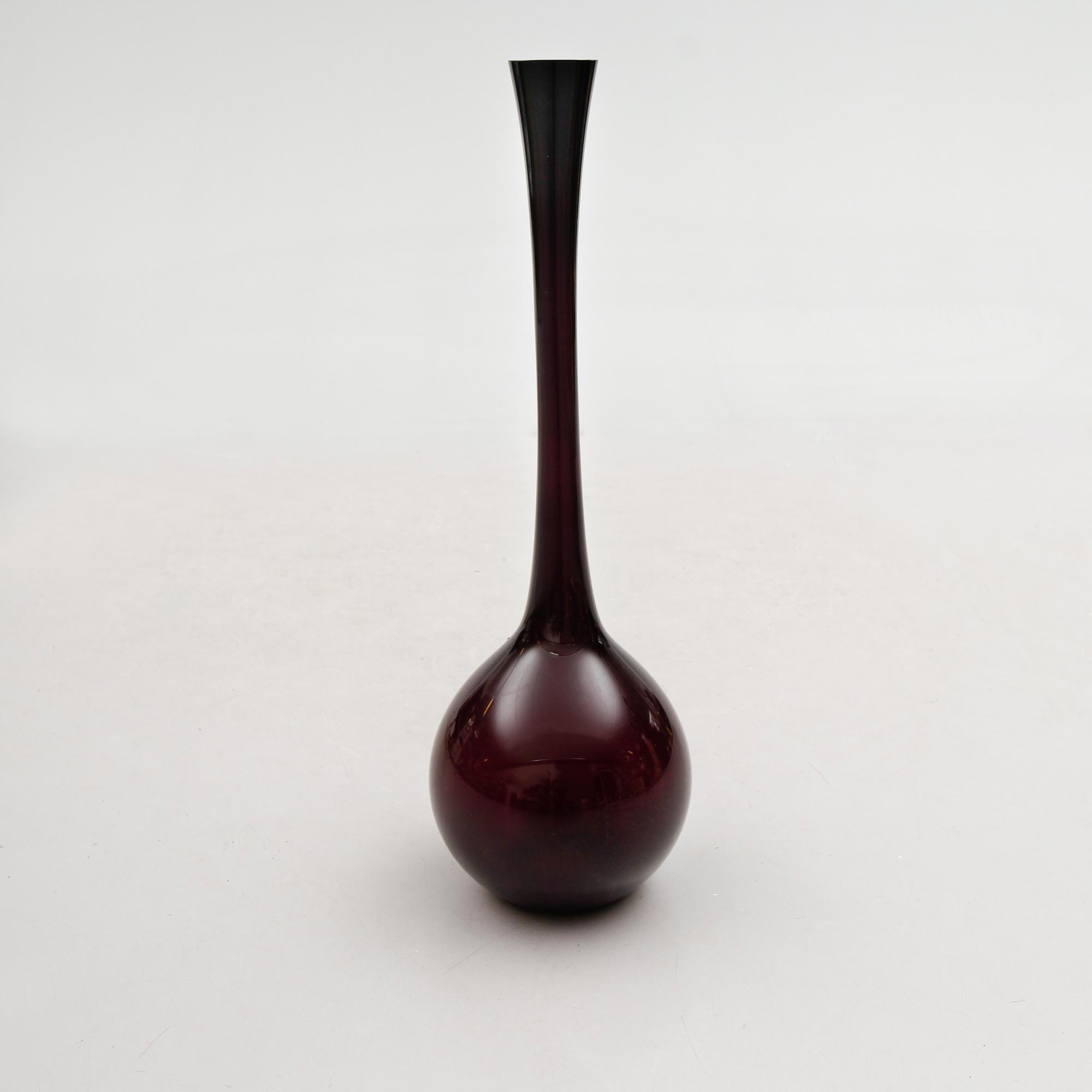 GOLVVAS, glas, 1900-talets andra hälft.
