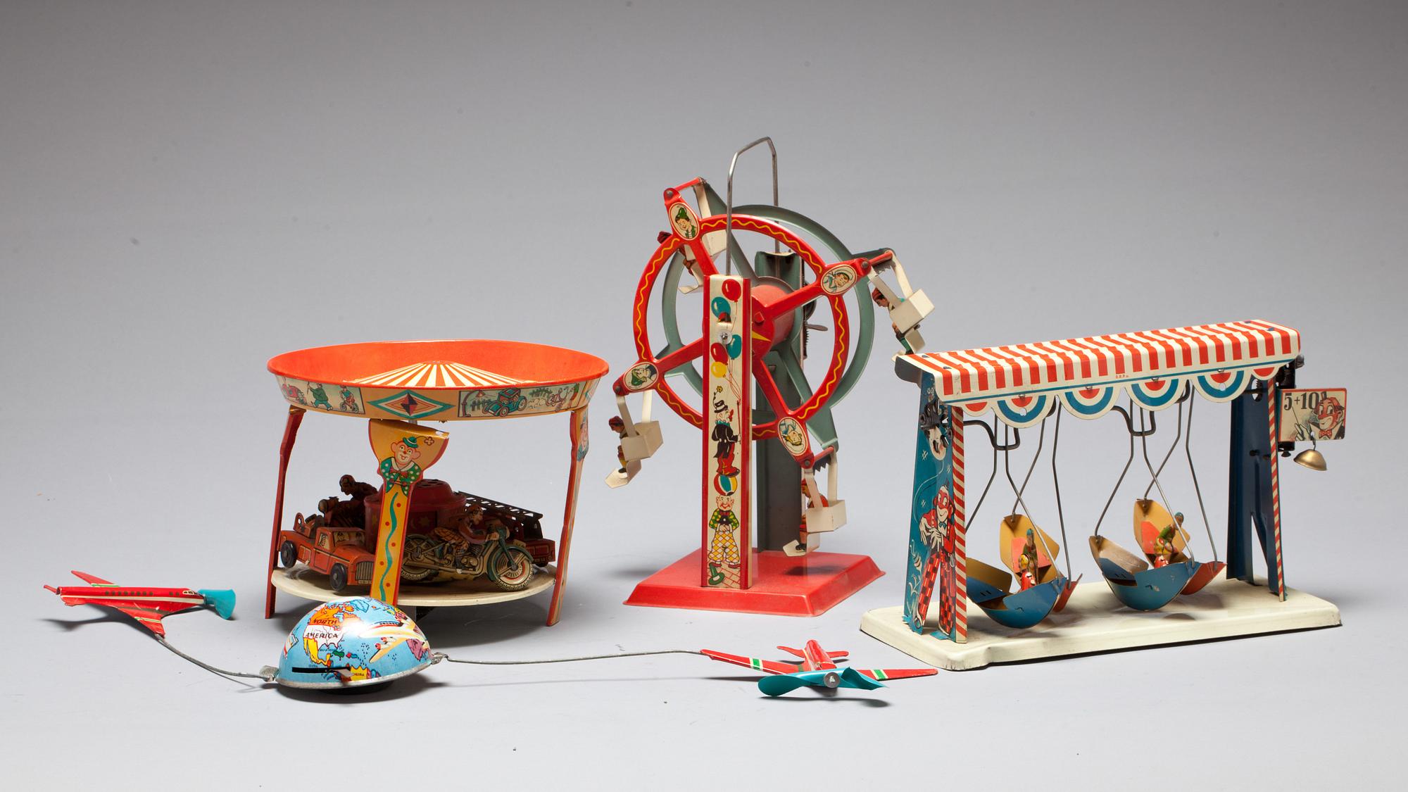 PARTI LEKSAKER, 4 st. Karuseller, Made in U.S Zone Germany, 1900-talets mitt.