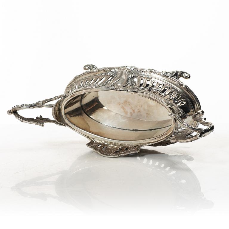 Jardinière, sterling silver, Louis XVI style, second half of the 20th century.
