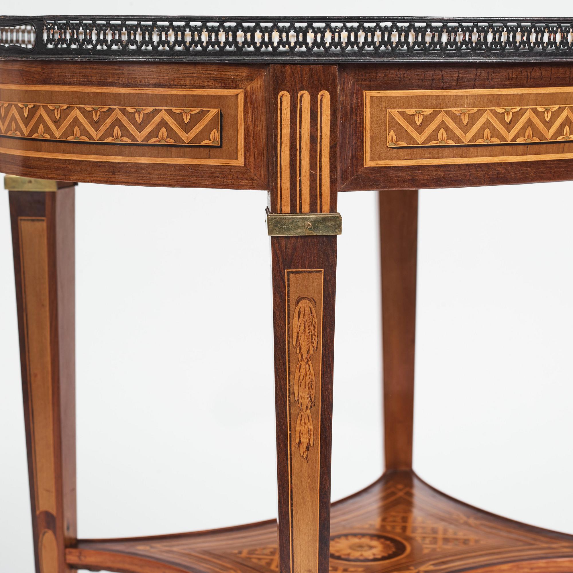 A Gustavian Tea table, by Georg Haupt (master in Stockholm 1770-1784), not signed.