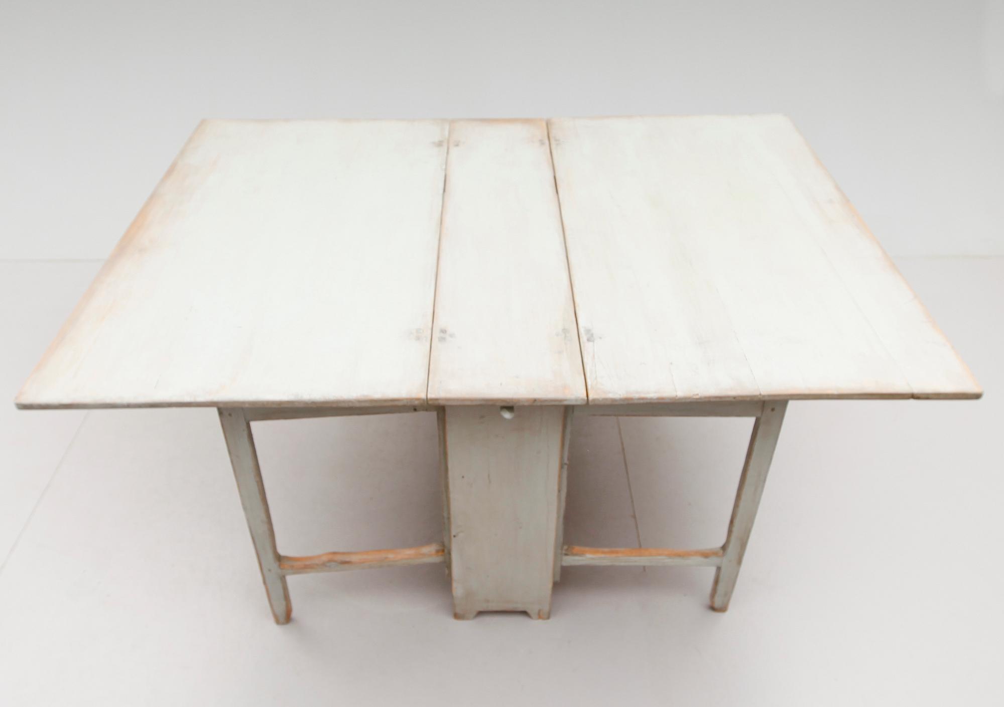 SLAGBORD, 1800-talets första hälft.