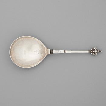 1046. A Swedish early 18th century silver spoon, marks of Daniel Ekman, Eksjö (1696-1715 (1723-)).