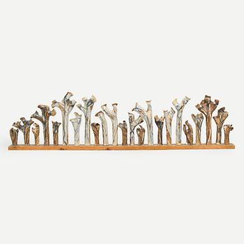 Francesca Mascitti-Lindh, a stoneware composition 'Le piante'.
