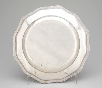 FAT, silver, rokokostil, svenska importstämplar. Vikt 960 gr.
