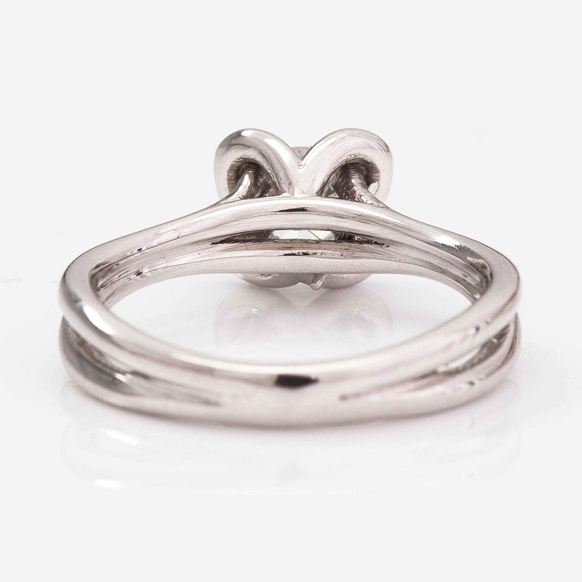 Ring, 18K vitguld, diamant ca. 0.33 ct.