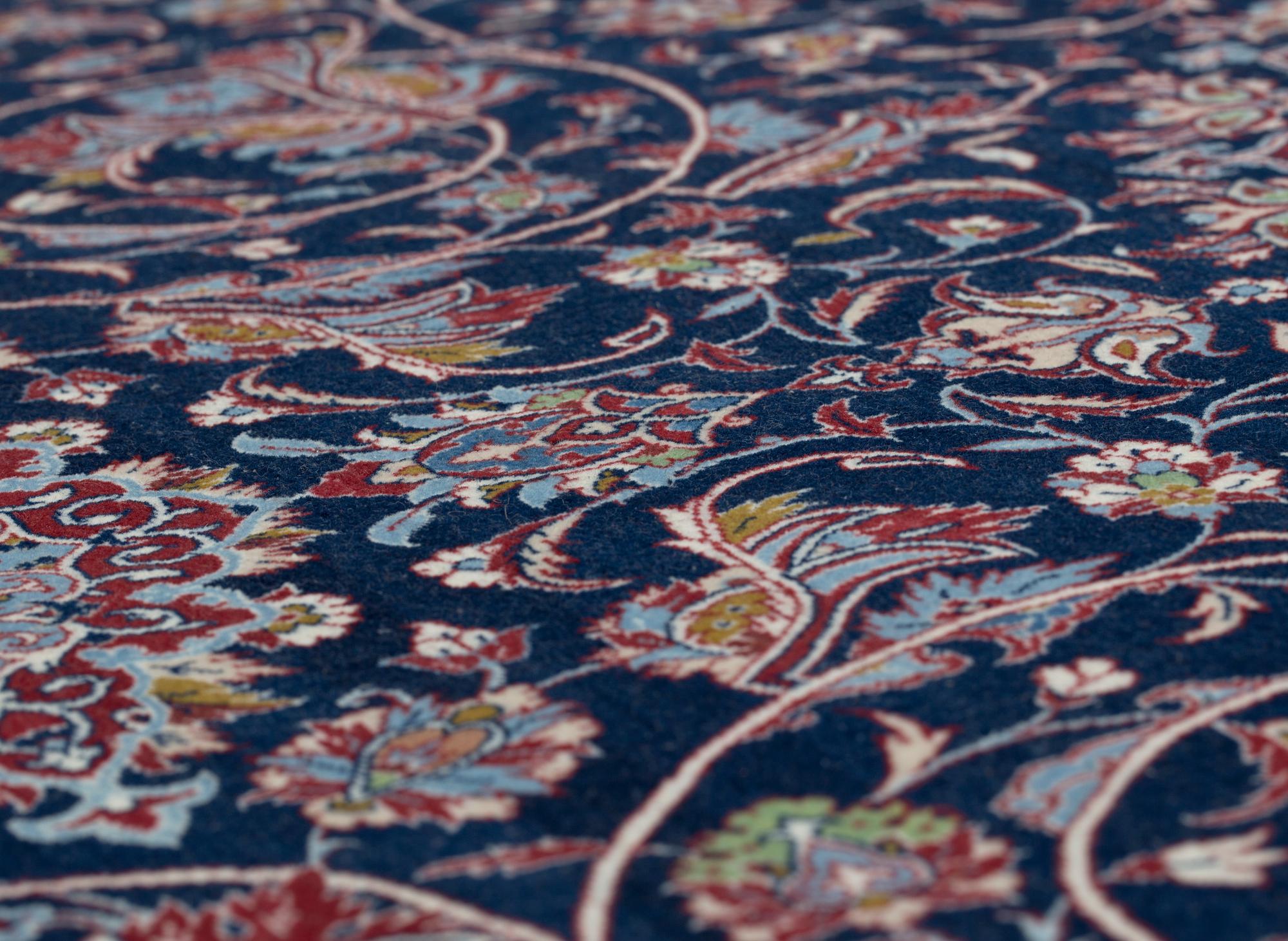 OLD ESFAHAN, so-called Seirafian, ca 220x145 cm.