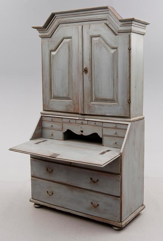 SKRIVSKÅP, 1700-talets andra hälft.