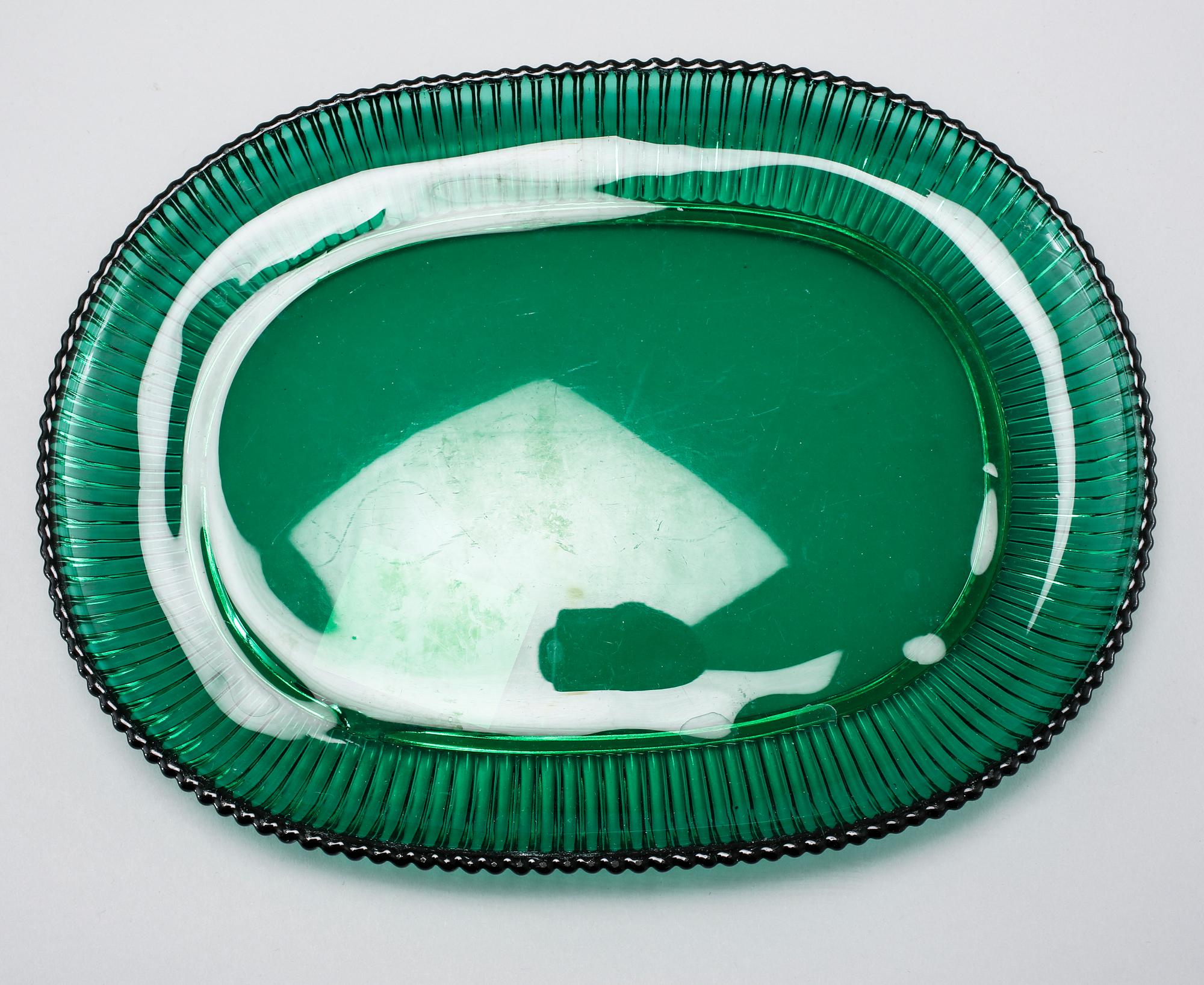 Seven lobster plates in glass by Arthur Percy, Reijmyre/Gullaskruf, Svenskt Tenn.