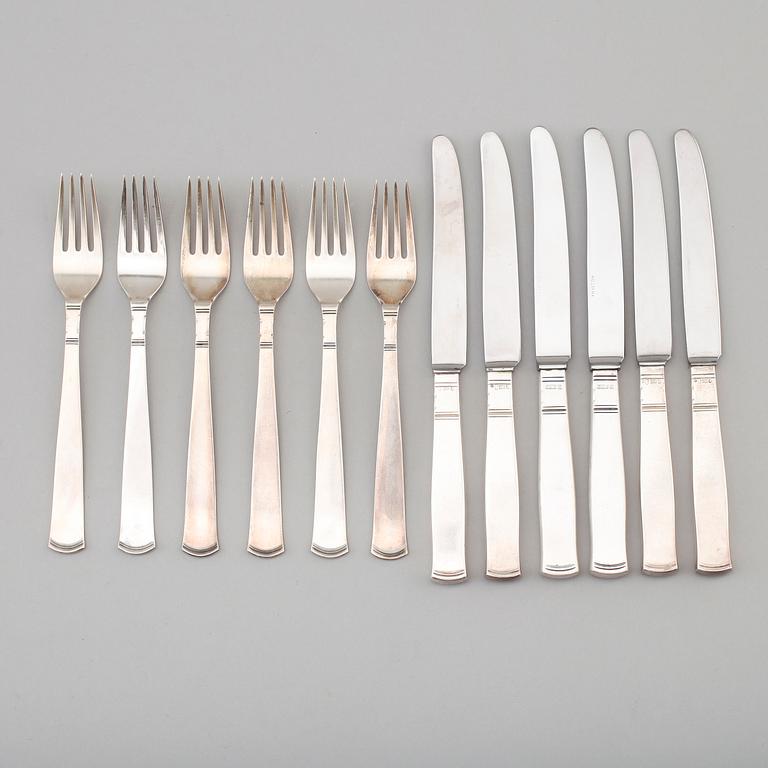 SMÖRGÅSBESTICK, 12 delar, silver, GAB, 1900-talets andra hälft. Total vikt med stålblad ca 326 gram.