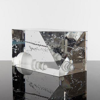 BERTIL VALLIEN, sculpture, glass, signed, Kosta.